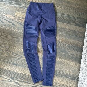 Alo Yoga Moto Legging - S
